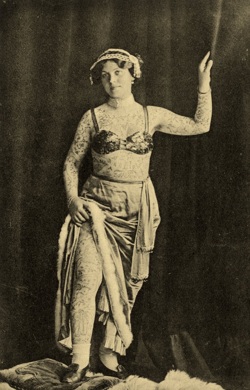 Portrait de Maud, la femme tatouée, c.1905 - Unknown