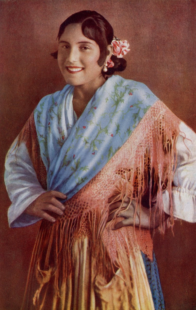 Espagne. Señorita espagnole aux yeux brillants et sourire enchanteur dans une robe typique. 1920 - Unknown