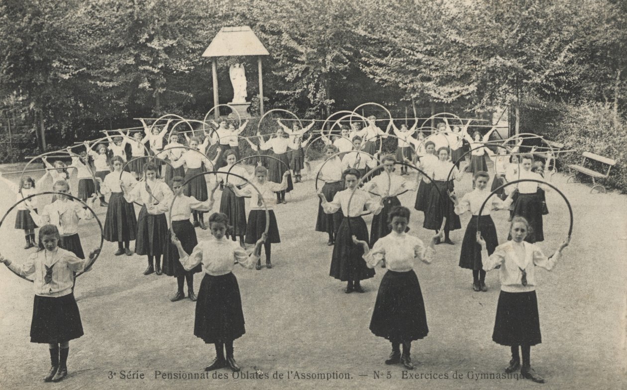 Écolières catholiques - French Photographer