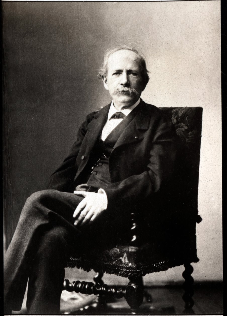 Portrait de Marcellin Berthelot (1827-1907), chimiste et homme politique français - French Photographer