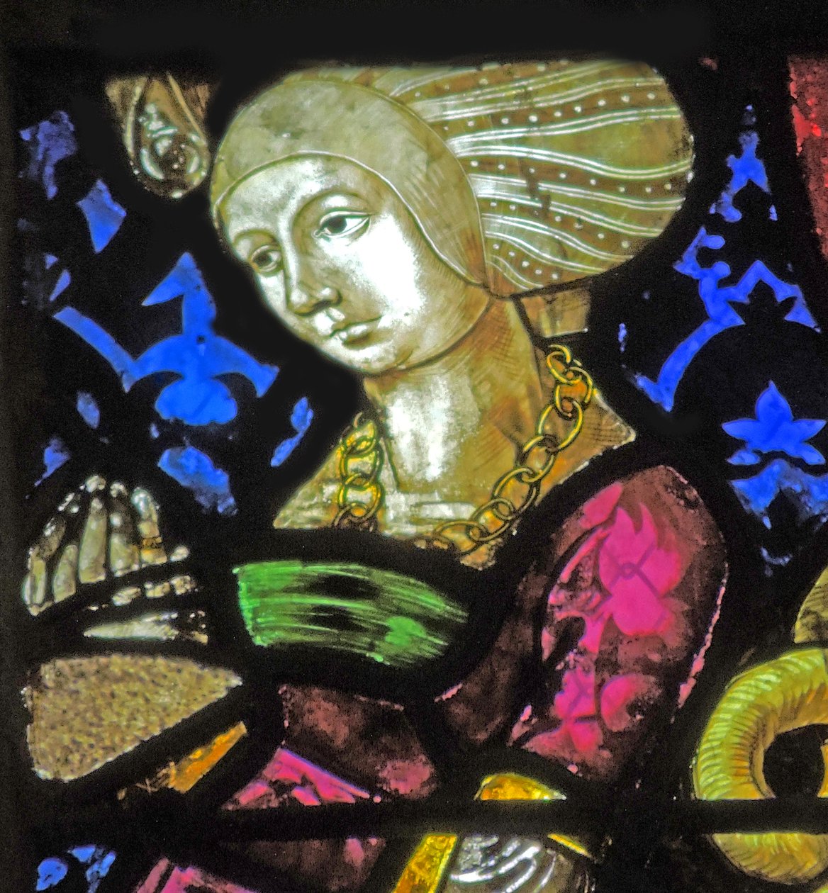 Vitrail représentant la donatrice Margaret de Neufchatel - French School