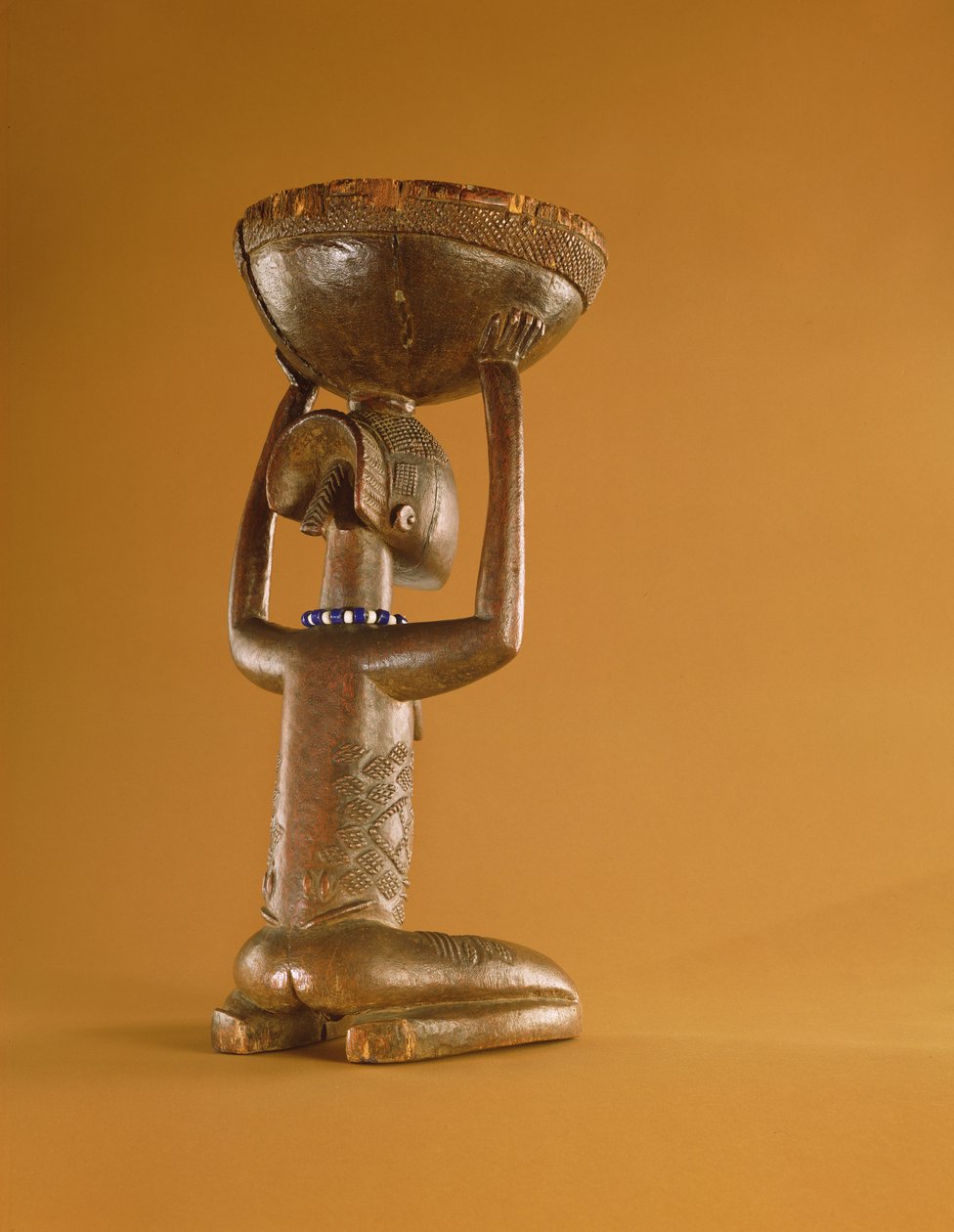 Tabouret avec une caryatide féminine agenouillée, République Démocratique du Congo - African