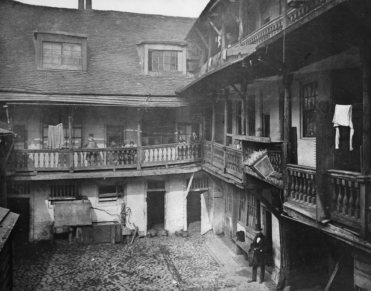 The Oxford Arms, Warwick Lane, 1875 - Alfred and John Bool