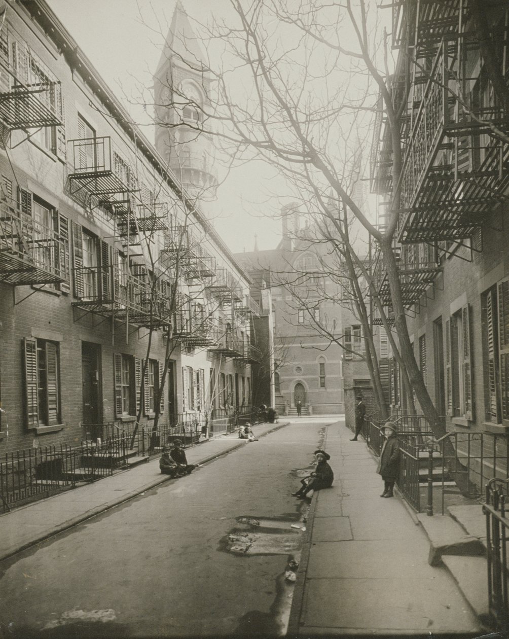 Patchen Place, Greenwich Village, New York, 1916-20 - American Photographer