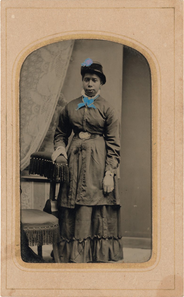 Portrait de femme, v. 1880 (photo) - American Photographer