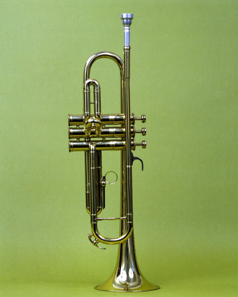 Instrument de musique : trompette. 1990. - Anonymous Anonymous