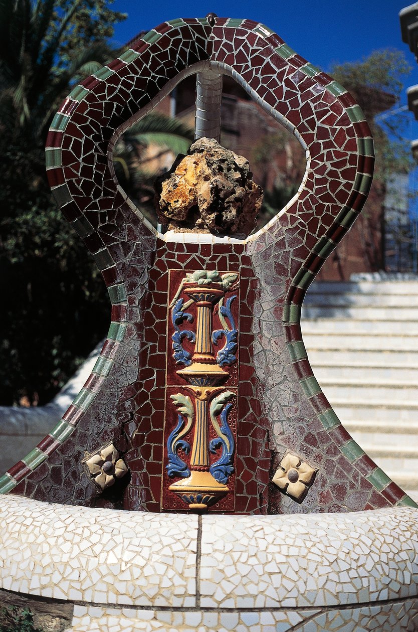 Fontaine carrelée, Parc Güell - Antoni Gaudi