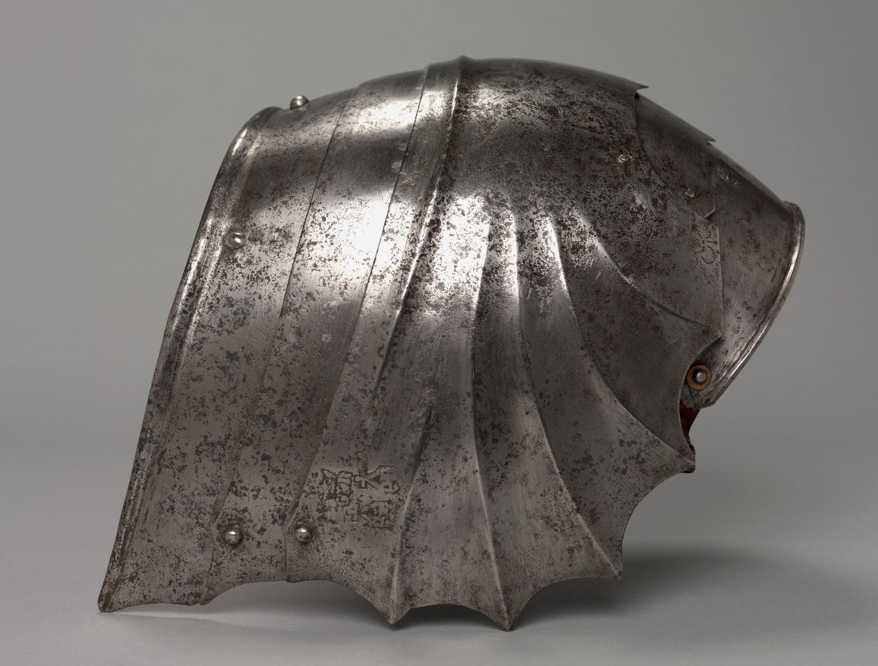 Spallières en éventail gothiques, c.1485-1500 - Antonio Missaglia