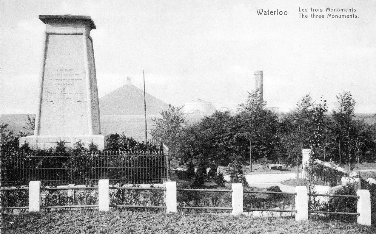 Trois monuments érigés pour commémorer la bataille de Waterloo, carte postale commémorative vers 1912 - Belgian Photographer
