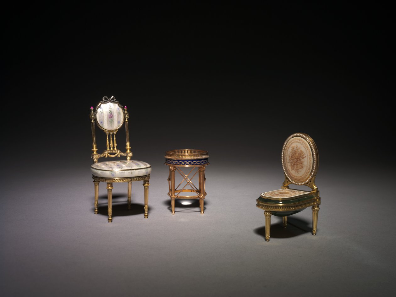 Chaise miniature, boussole et bidet miniature - Carl Fabergé