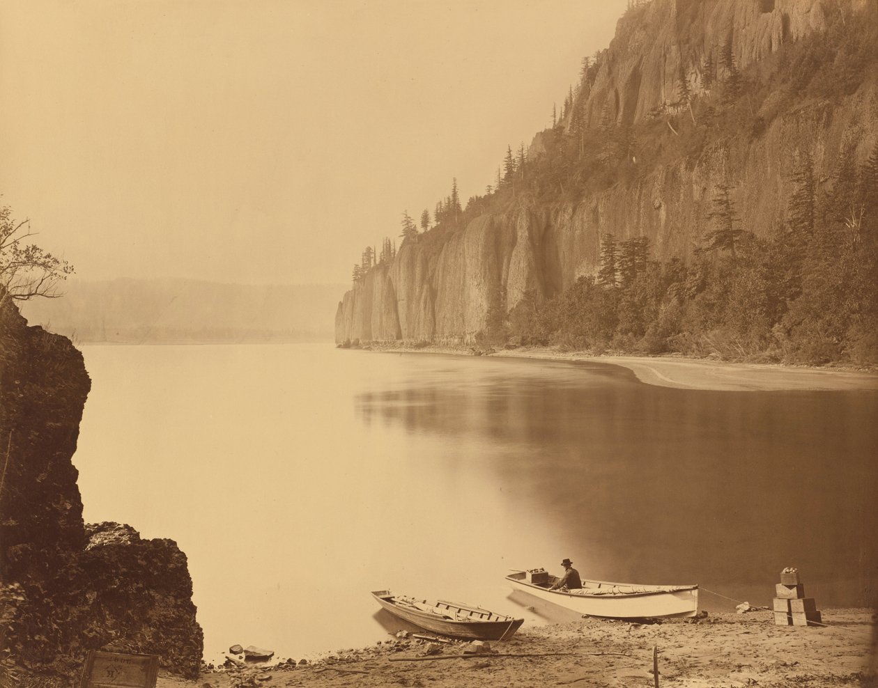 Cap Horn, fleuve Columbia, 1867 (photo) - Carleton Emmons Watkins