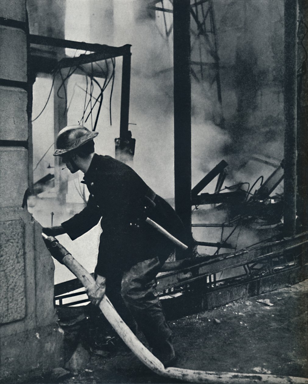 Pompier, 1941 - Cecil Beaton