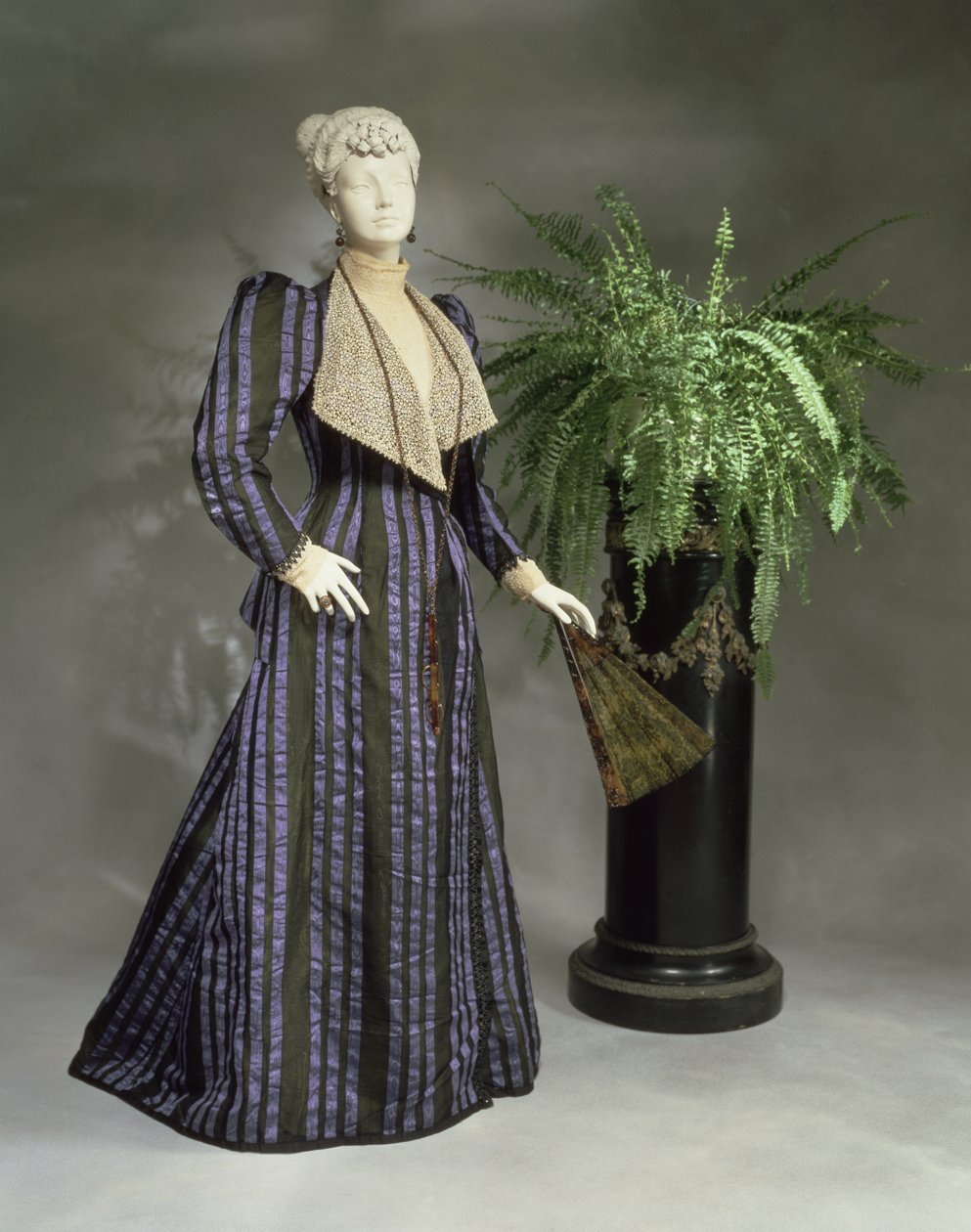 Robe de réception c.1892 - Charles Frederick Worth