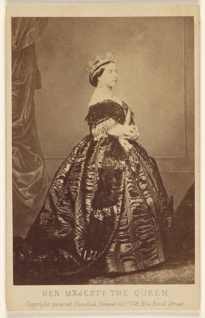 Sa Majesté la Reine. - Charles Clifford