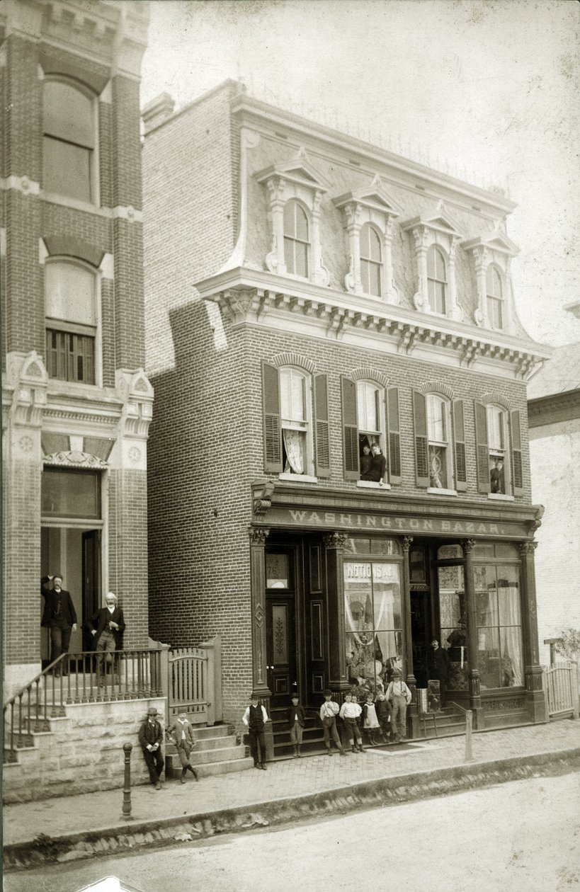 Washington Bazaar et entrée du bâtiment de la banque. Main Street - Chicago Steffens