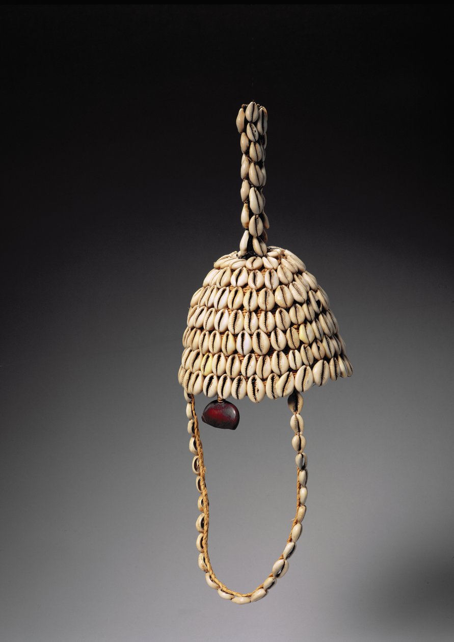 Chapeau (coquillages et os) - Congolese