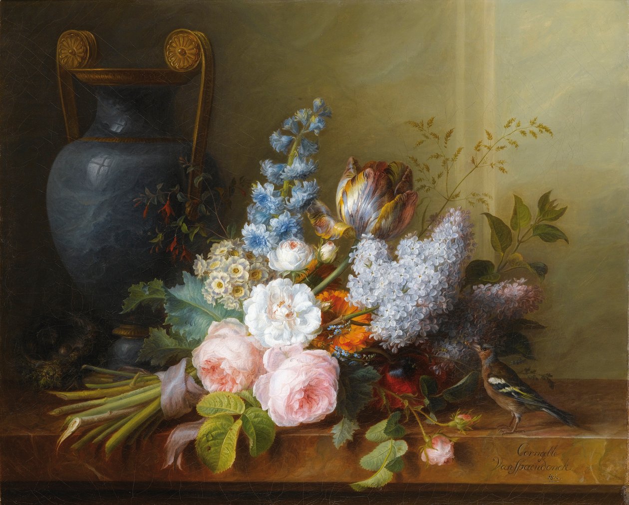 Bouquet de fleurs avec un nid d