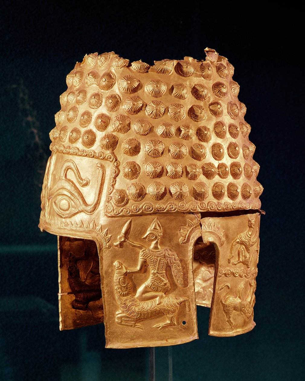 Casque cérémoniel, de Poiana Cotofenesti, Comté de Prahova - Dacian