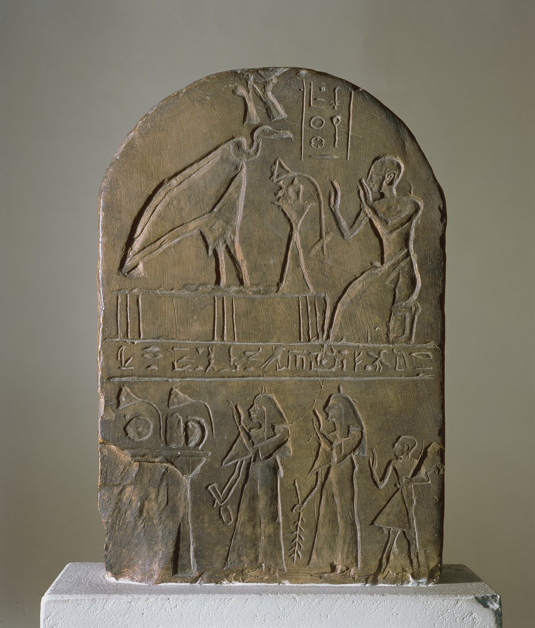 Stèle de la déesse vautour Nekhbet de Nekheb (El-Kab moderne) dédiée par un prêtre du temple d
