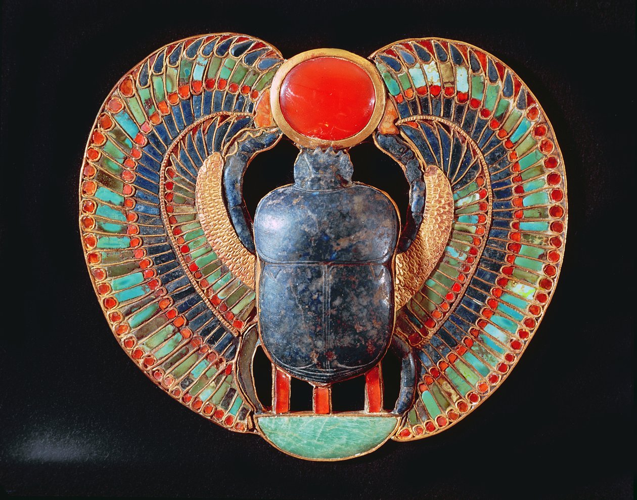 Pectoral scarabée, de la tombe de Toutankhamon, dans la Vallée des Rois à Thèbes, c.1361-52 av. J.-C., Nouvel Empire - Egyptian 18th Dynasty