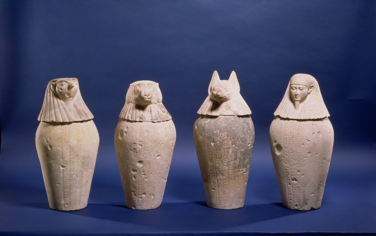 Ensemble de quatre vases canopes appartenant à Djedbastetefankh, de sa tombe à Hawara, Période tardive, vers 380-342 av. J.-C. - Egyptian 30th Dynasty