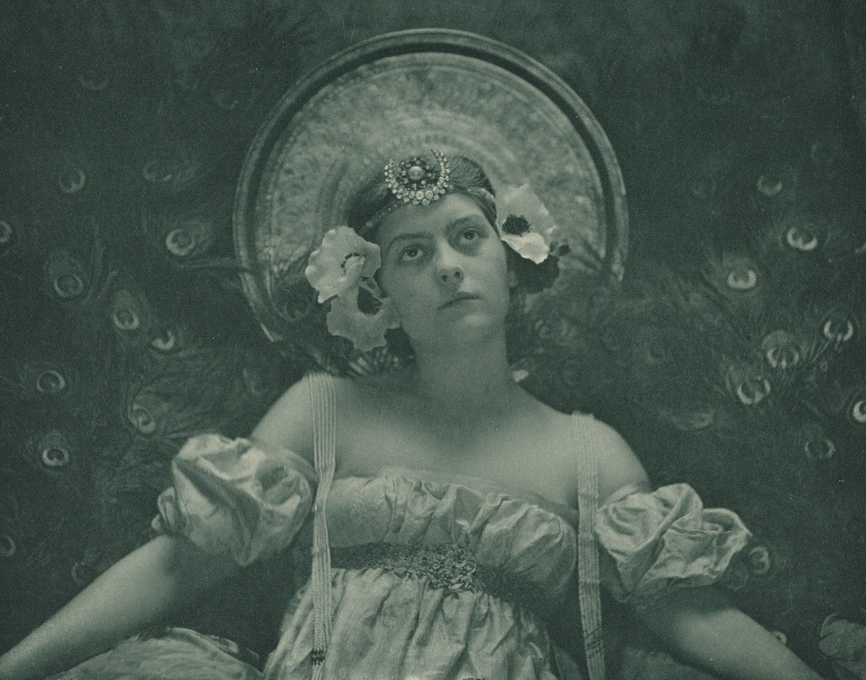 La Cigale - Emma Justine Farnsworth