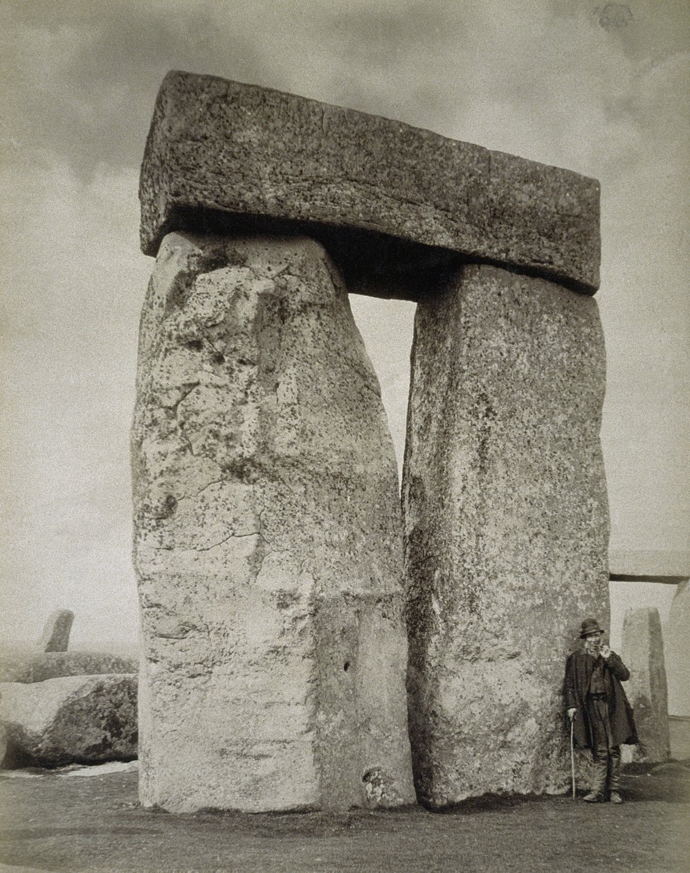 Un berger posant à Stonehenge sur la plaine de Salisbury - English Photographer