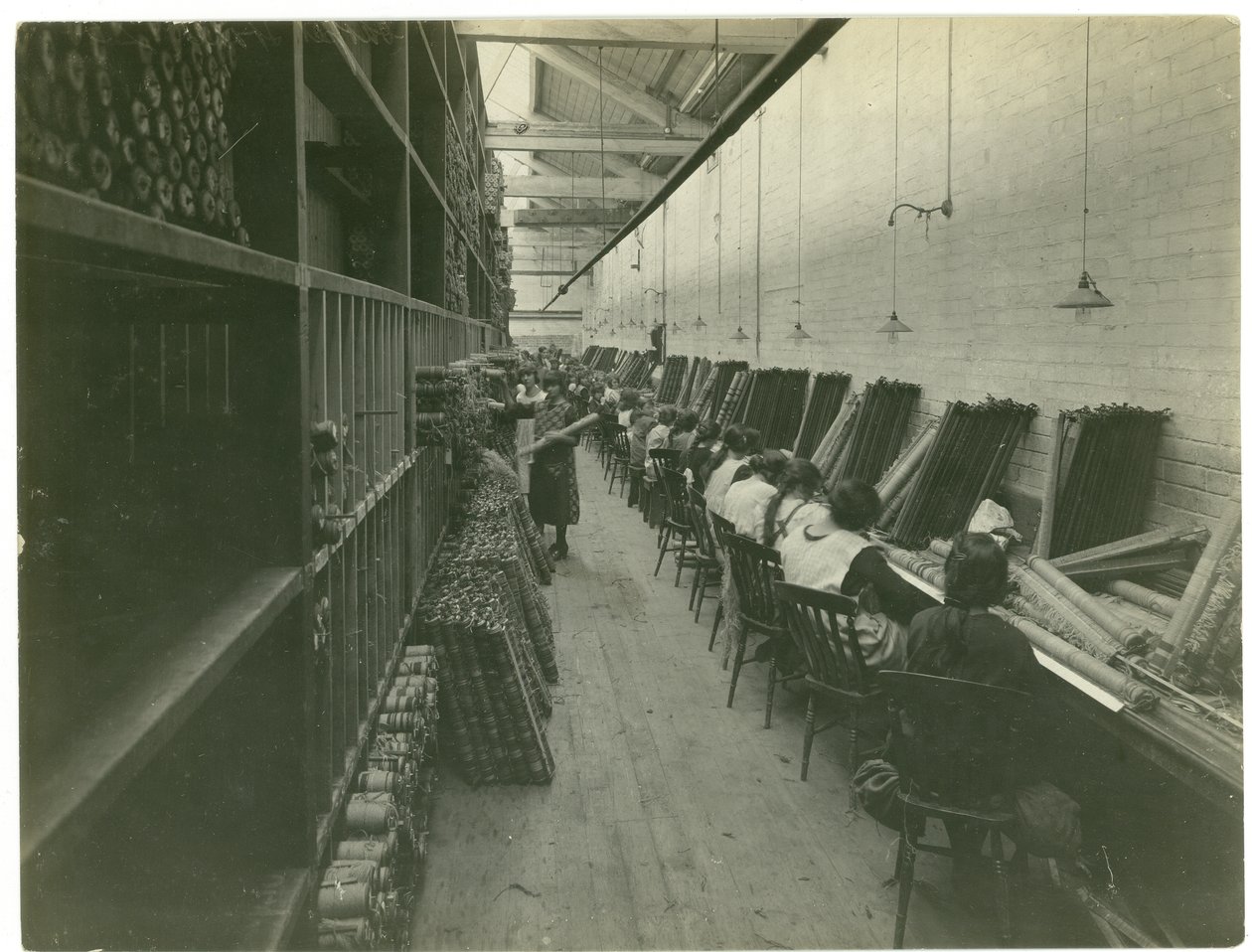 Filetage Axminster, usine de tapis, 1923 - English Photographer