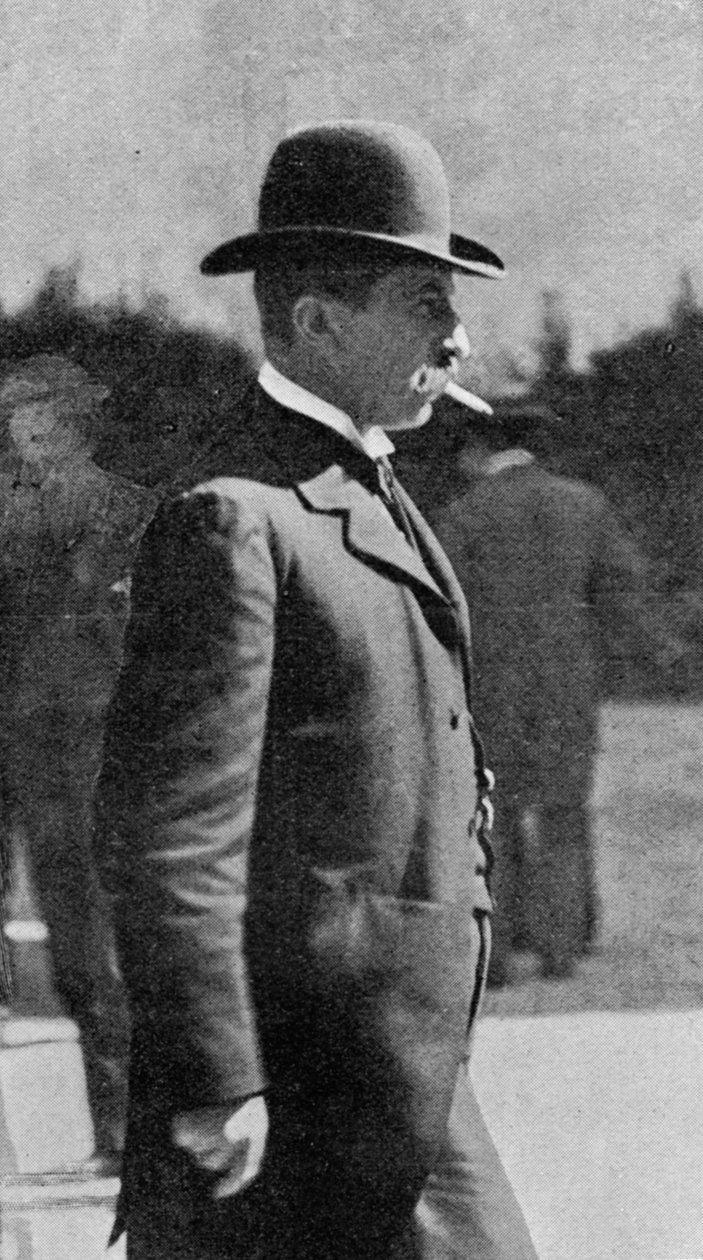 De la disgrâce au pouvoir : le colonel Picquart, le nouveau ministre de la Guerre français, publié dans The Graphic, 27 octobre 1906 - English Photographer