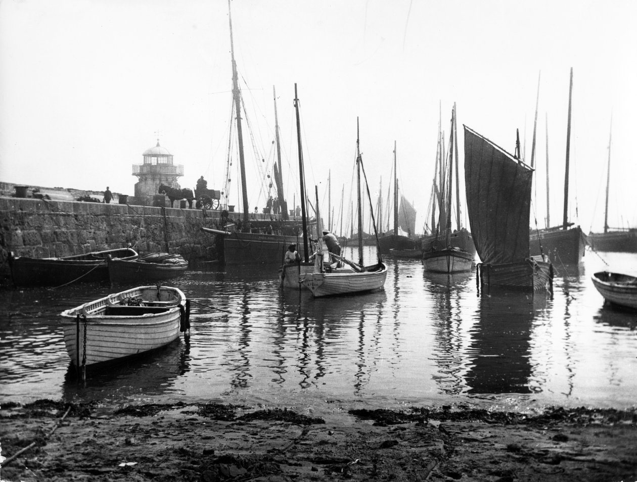 Smeatons Pier, St Ives, vers 1880s - English Photographer