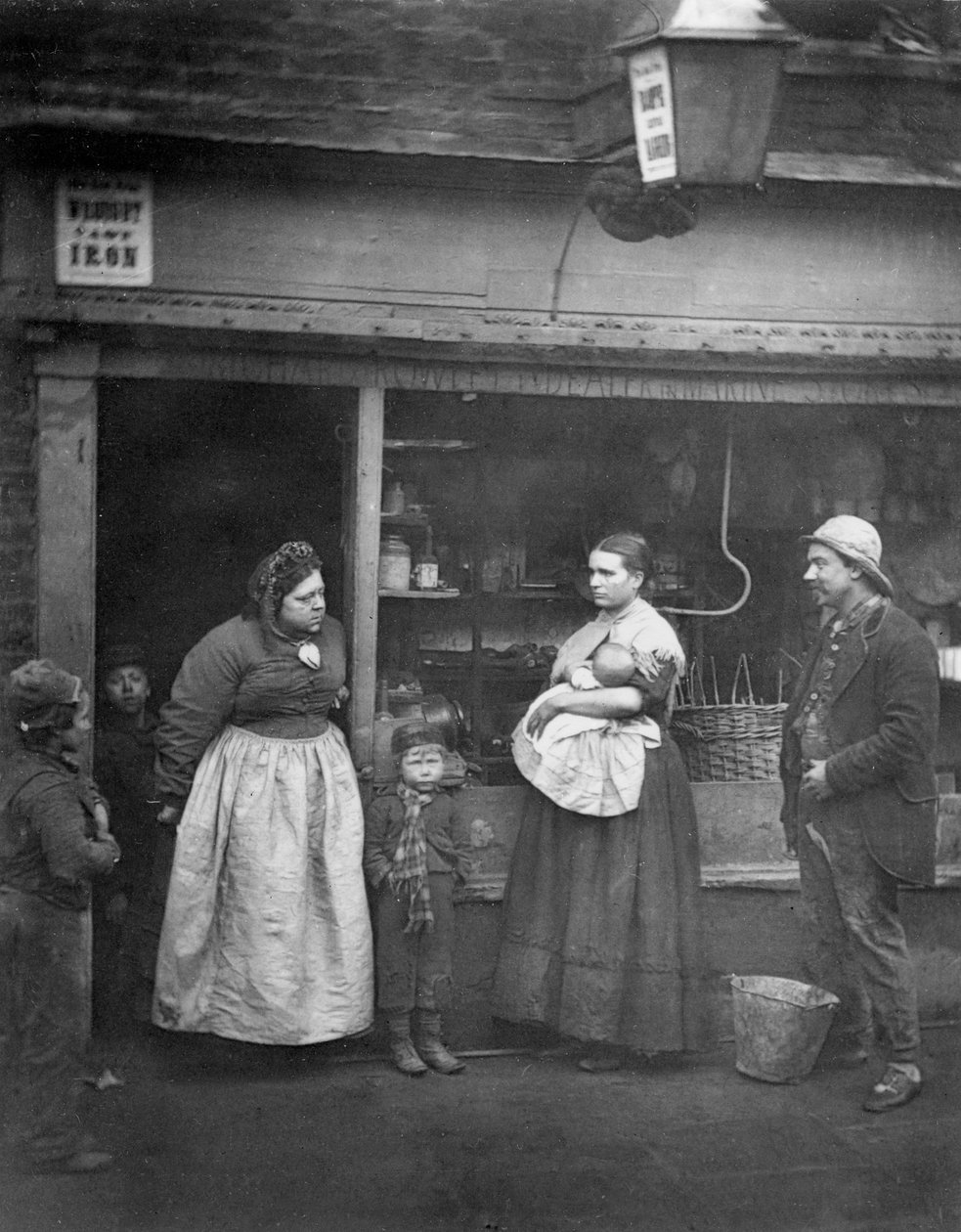 Scène de rue dans le Londres victorien - English Photographer