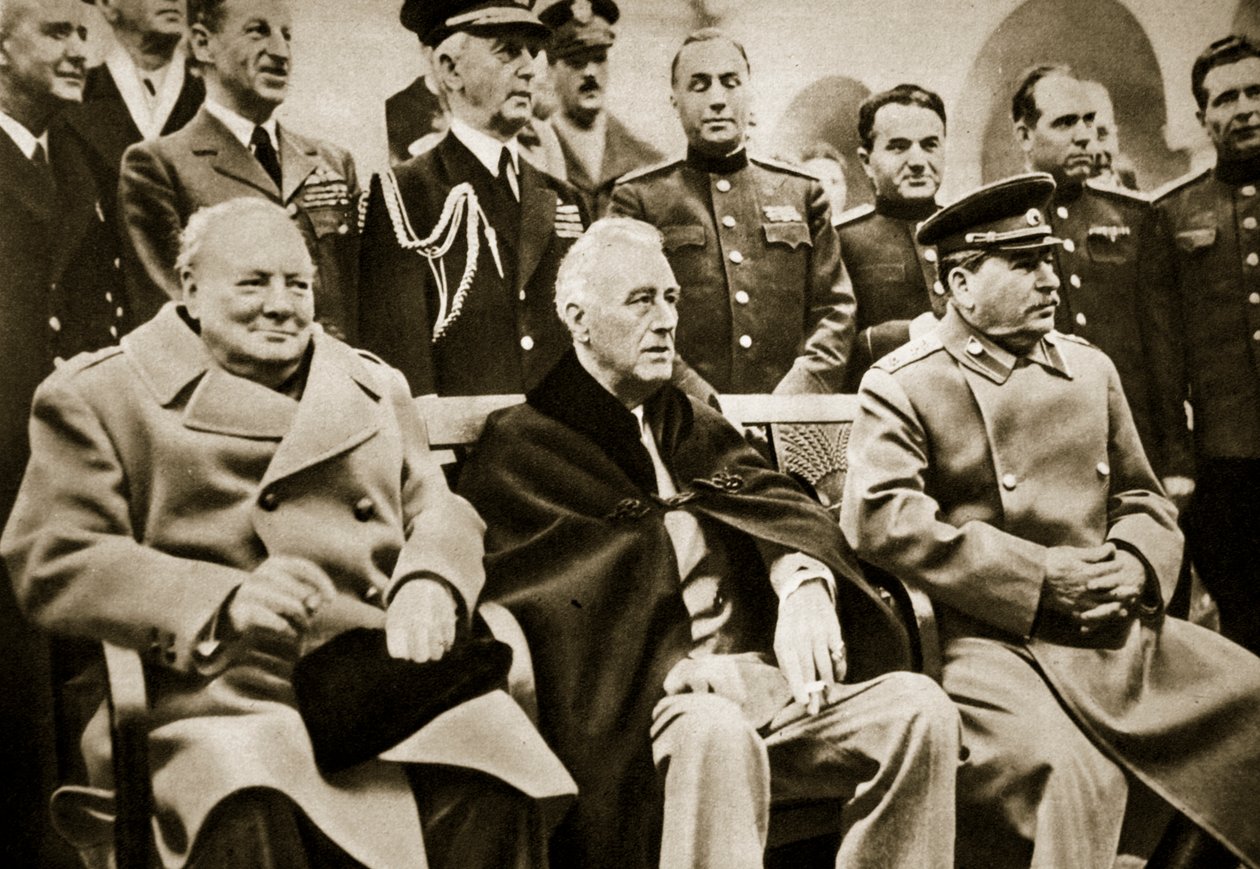 Les Trois Grands à la Conférence de Yalta. Premier ministre Churchill, président Roosevelt et généralissime Staline, février 1945 - English Photographer