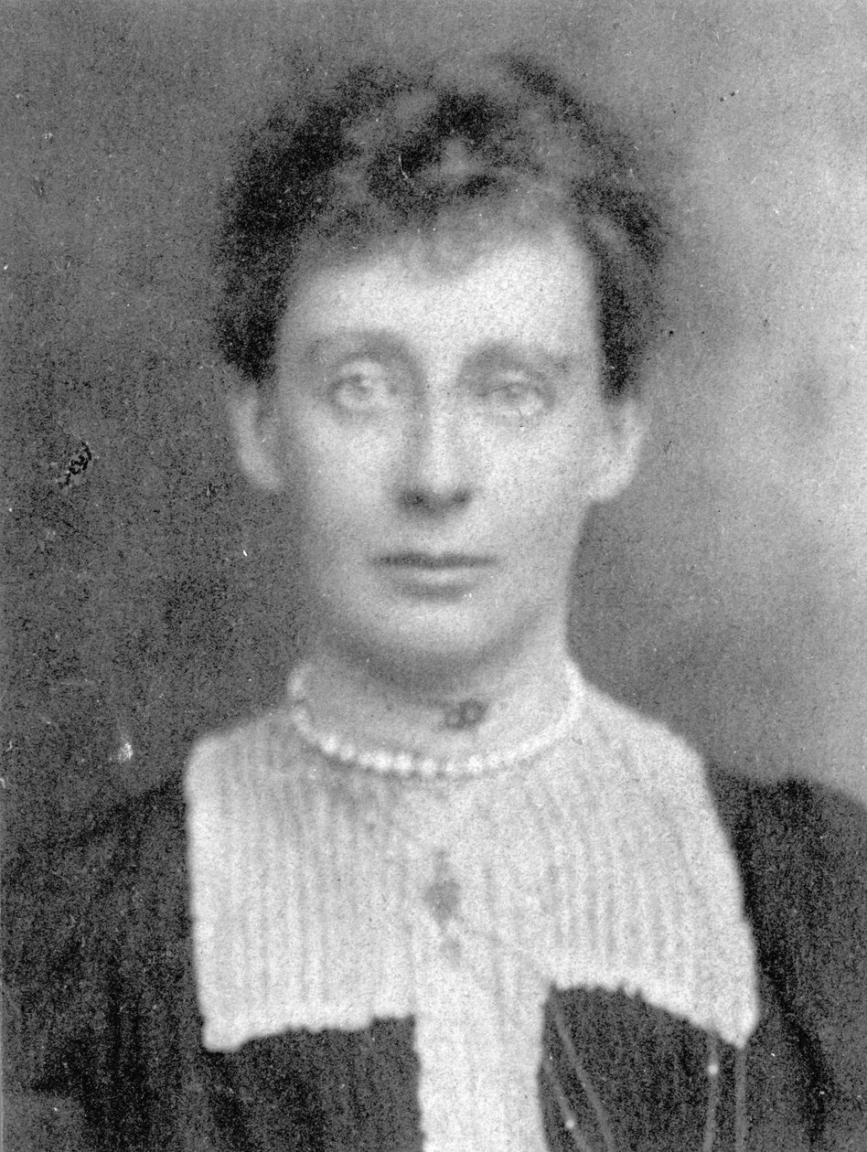 Violet Dickinson - English Photographer