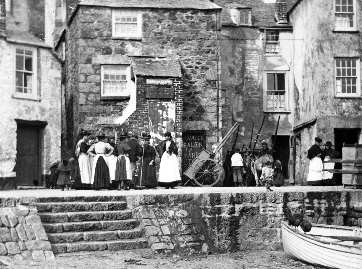 Femmes sur le front de mer à St Ives, vers 1890 - English Photographer