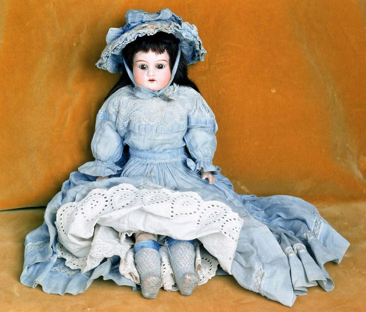 Poupée (porcelaine) - English School