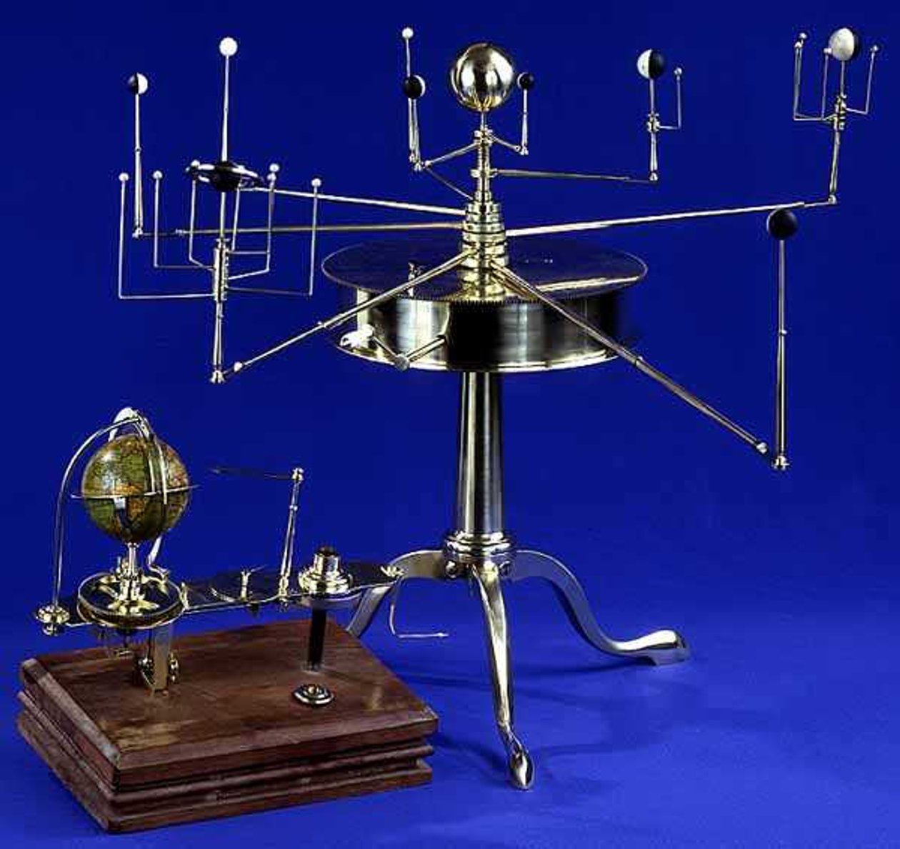 Planétarium ou Orrery Portable de Type Martin, par Thomas Blunt, George Newman et Thomas Voigt, c.1808 - English School