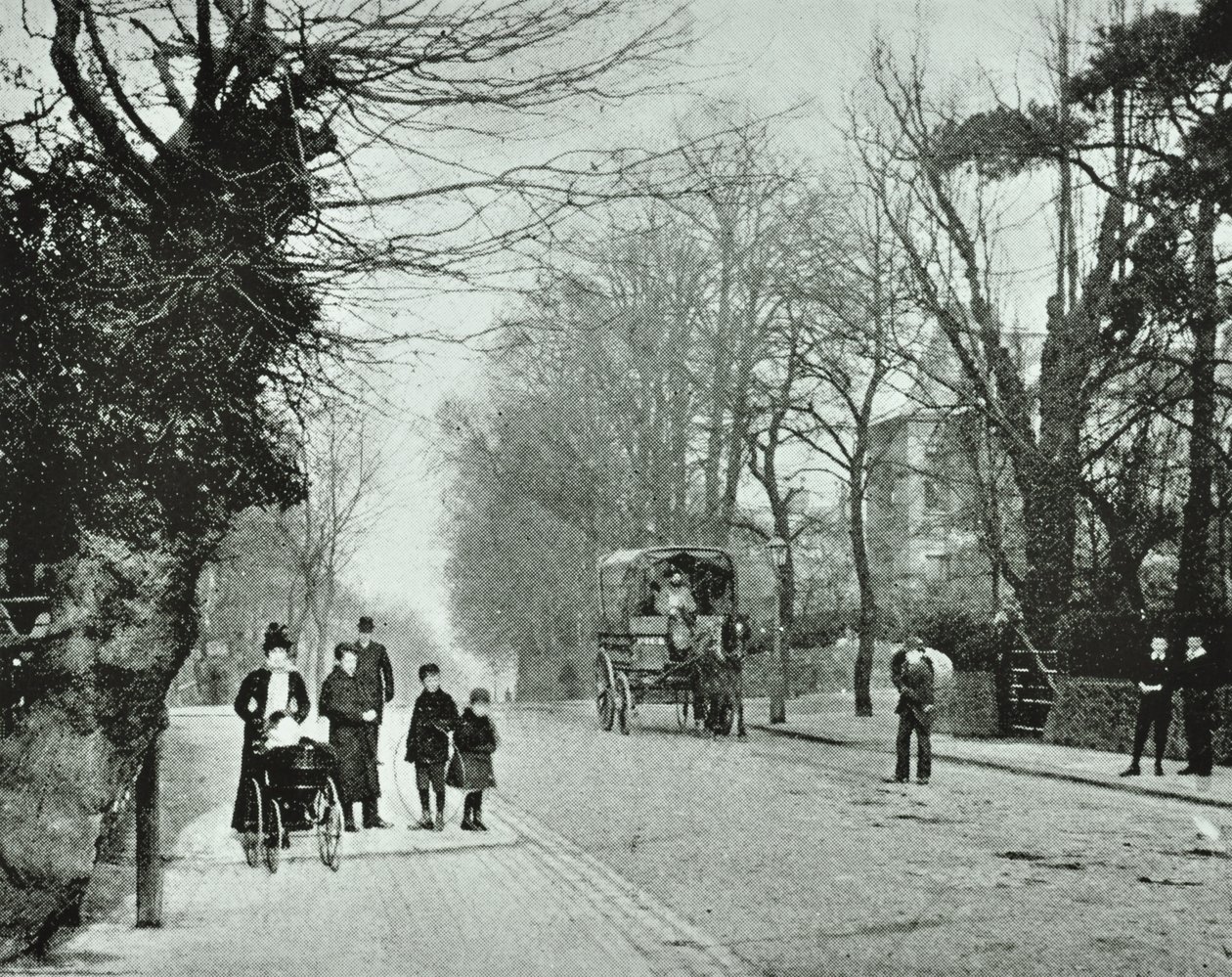 Crouch End Hill, Crouch End, 1894 - English Photographer