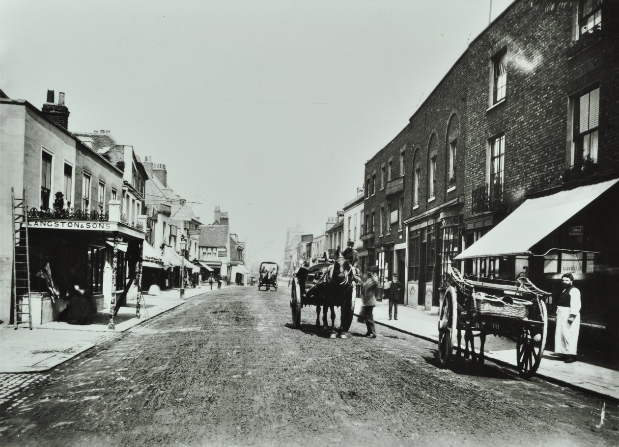 Putney High Street, vue vers le pont, 1885 - English Photographer