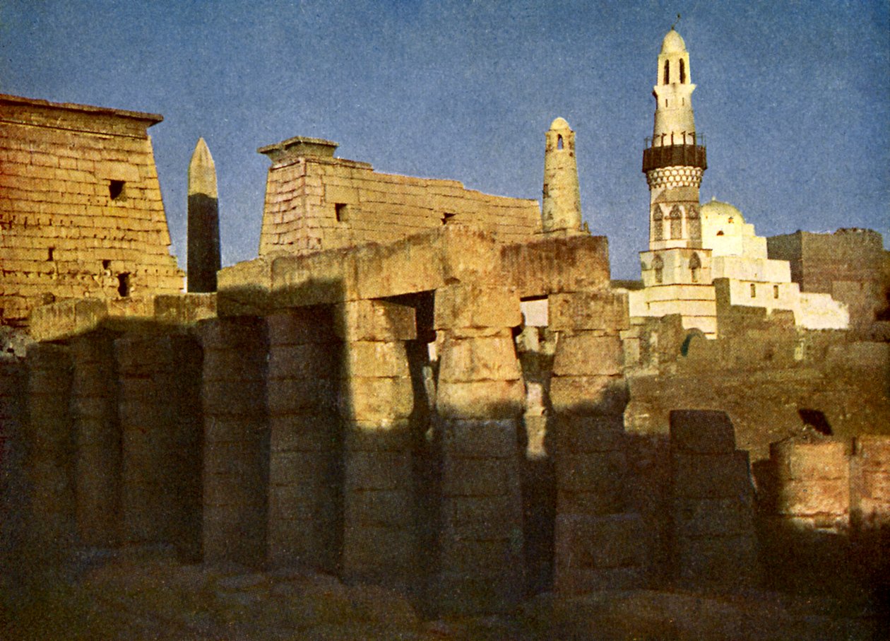 Temple de Louxor au crépuscule, Égypte - English Photographer