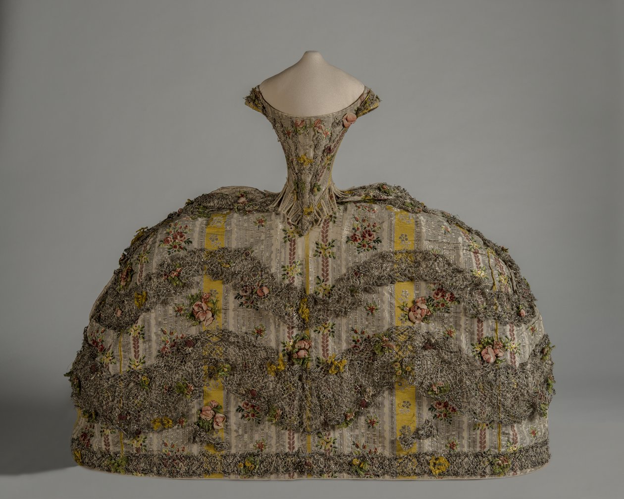 Manteau de poupée de mode - English School