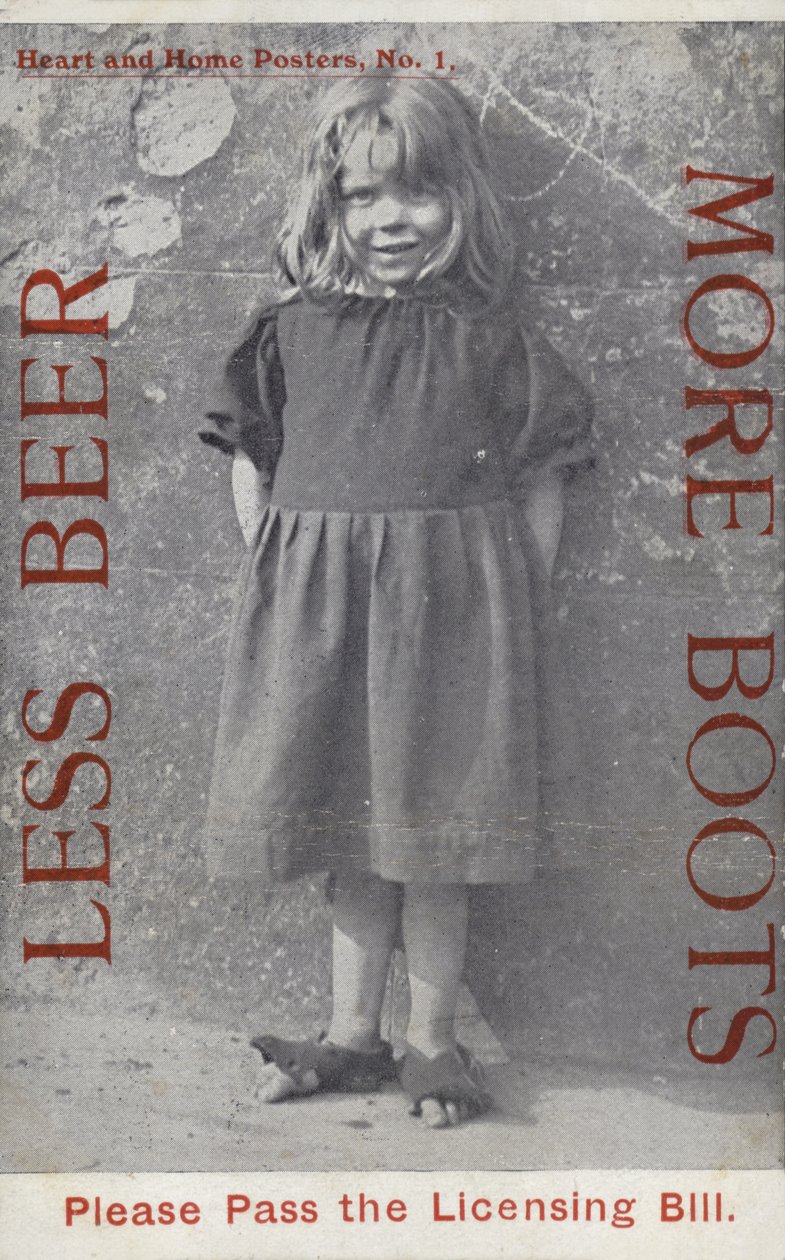 Moins de bière, plus de bottes (photo n/b) - English School