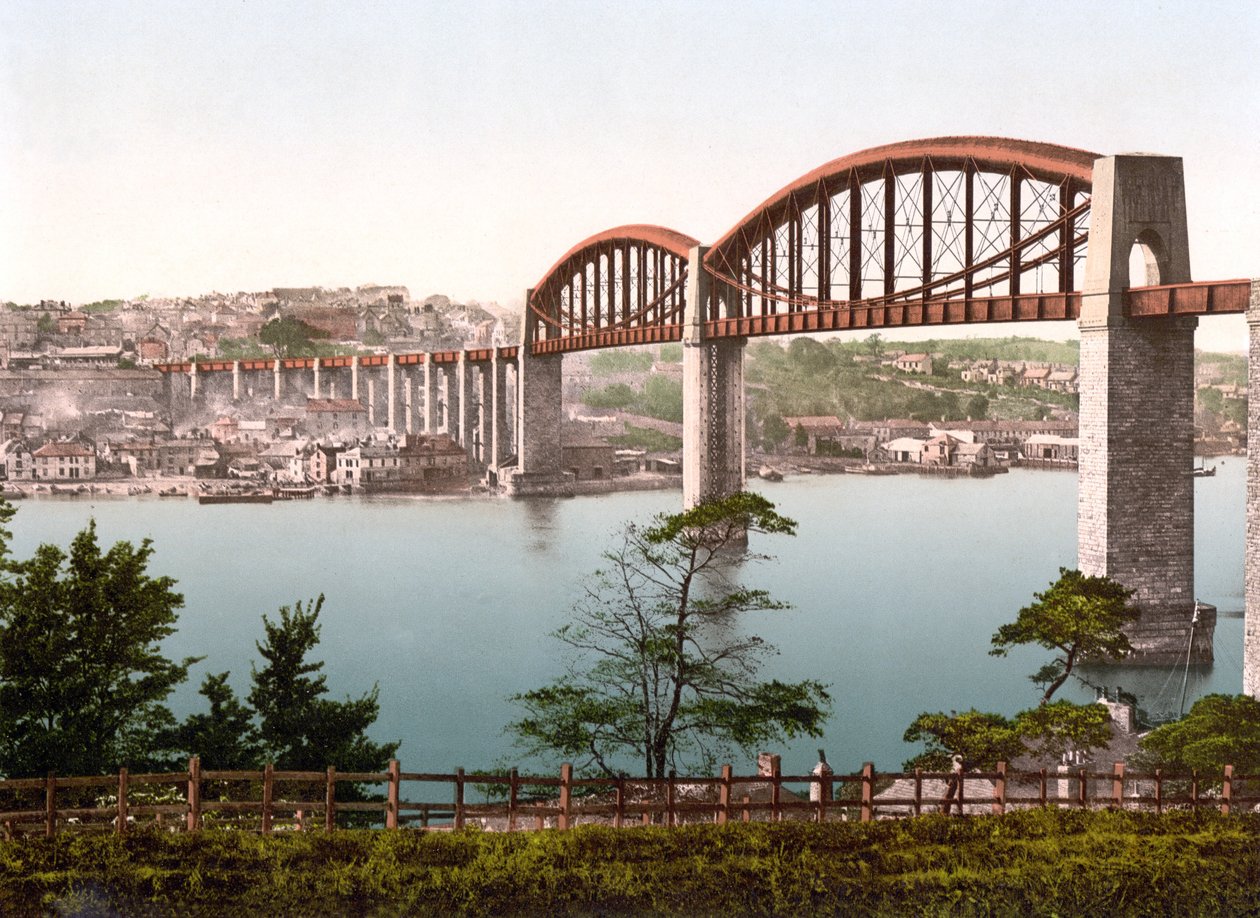 Pont de Saltash, Plymouth - English School