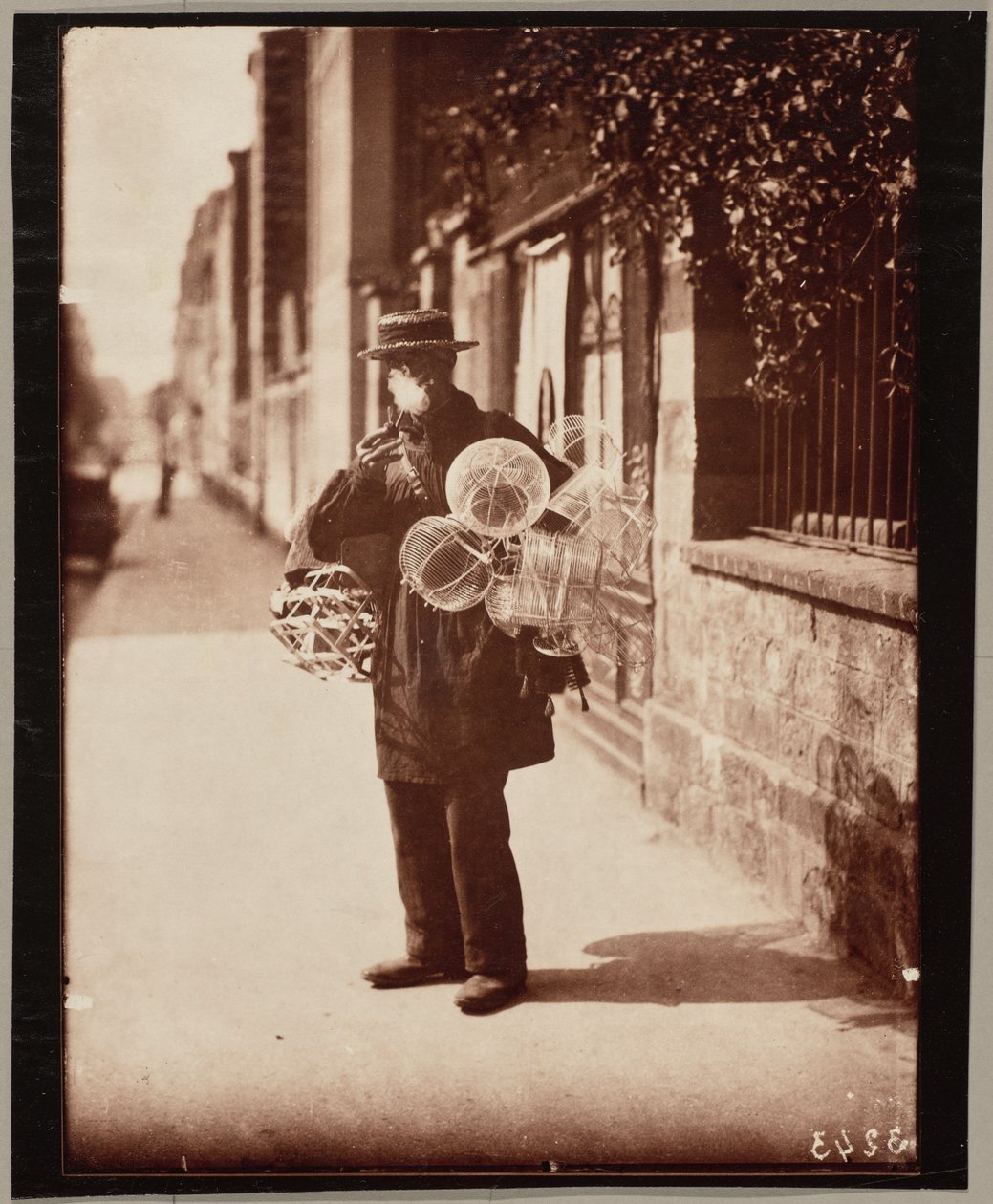 Marchand de paniers en fil de fer - Eugène Atget