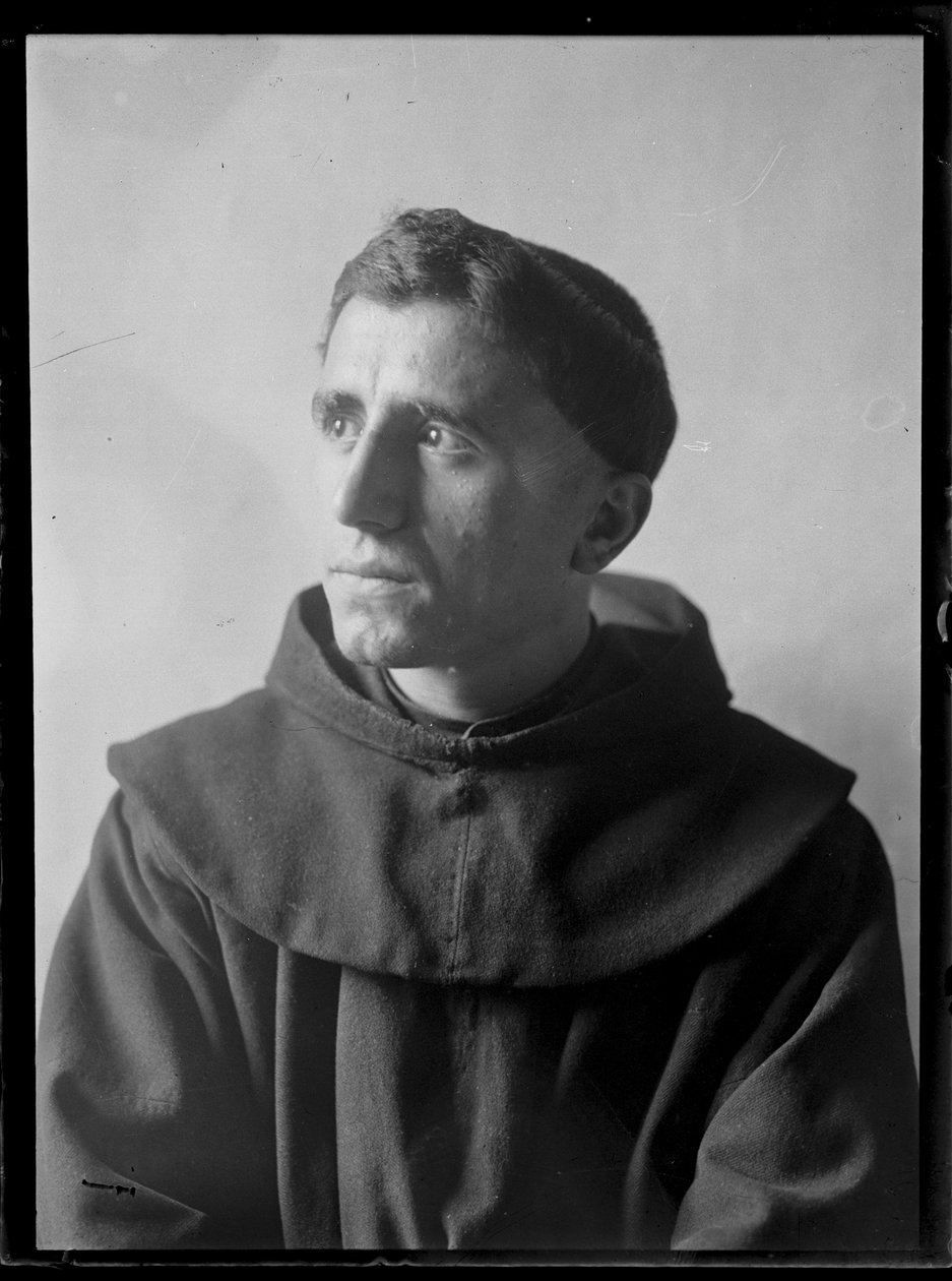 Franciscain à Assise - Ferdinand Schmutzer