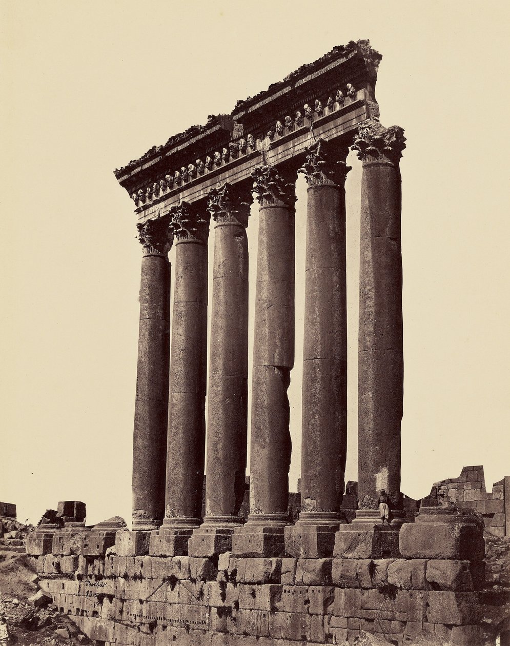 Grandes colonnes du Temple du Soleil (Balbek) - Félix Bonfils