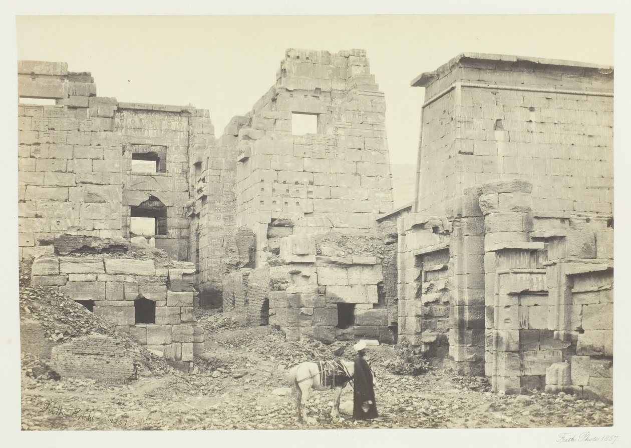 Le Palais du Temple, Médinet Haboo - Francis Frith