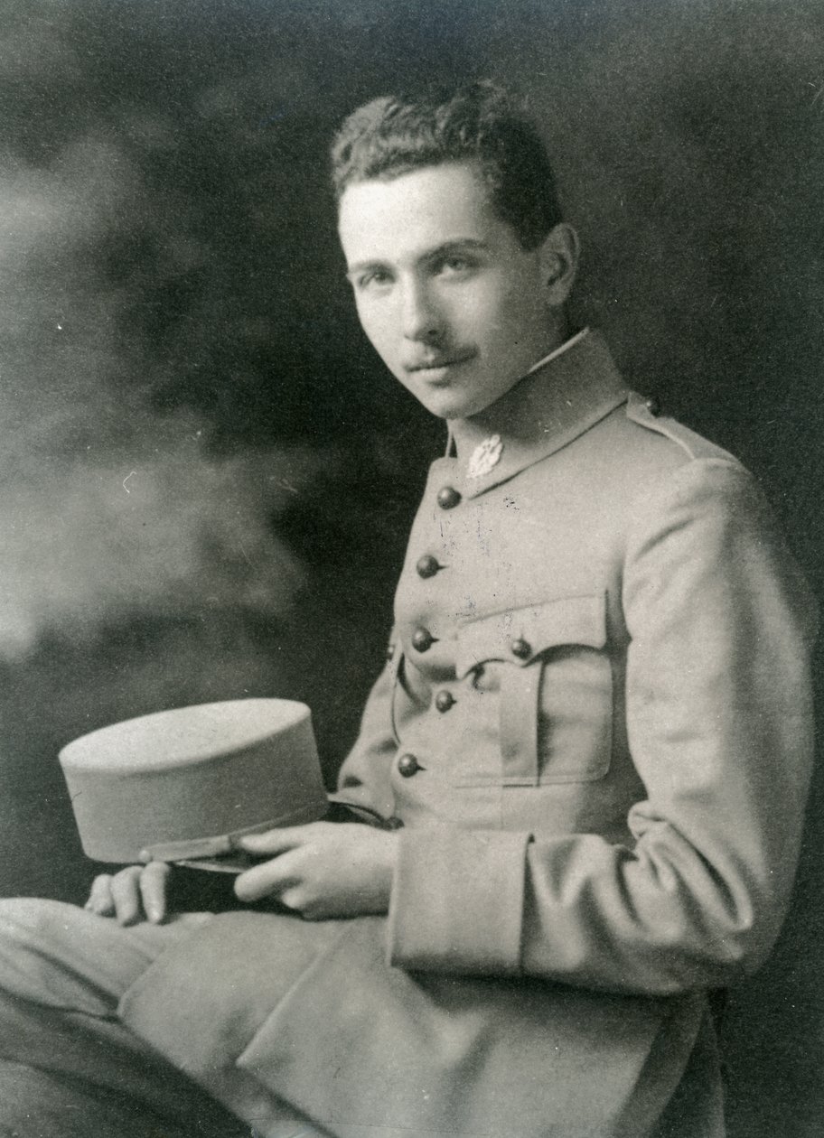 Louis Aragon (1897-1982) en uniforme - French Photographer