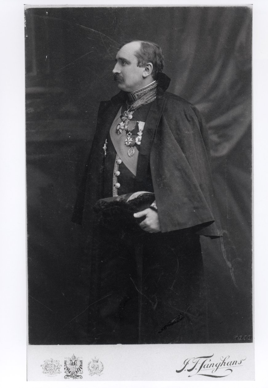Paul Claudel (1868-1955) en uniforme d