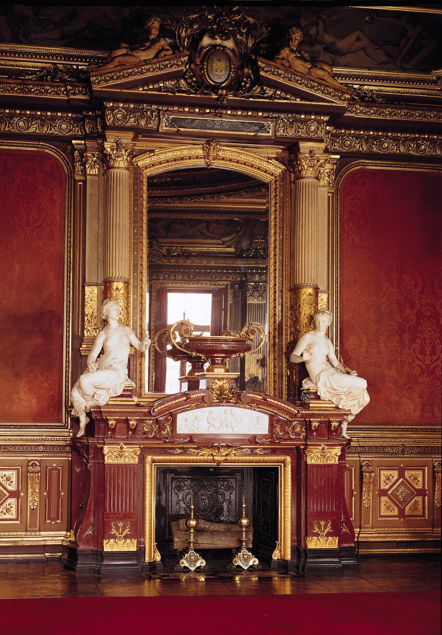 Vue de la cheminée dans le Grand Salon - French Photographer