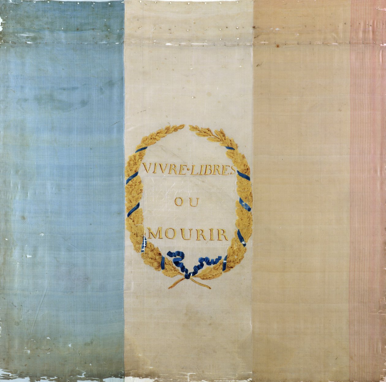 Tricolore avec la devise 